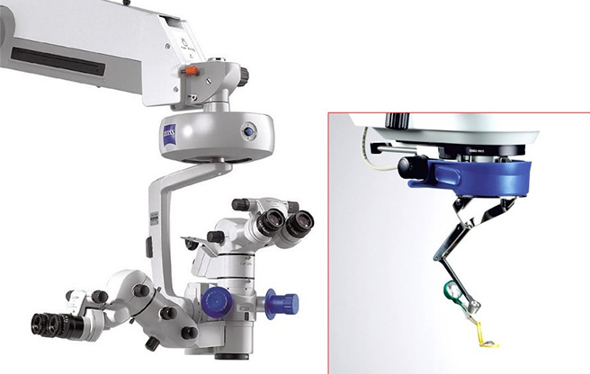 イメージ：硝子体手術広角眼底観察システム Resight（Carl Zeiss社）